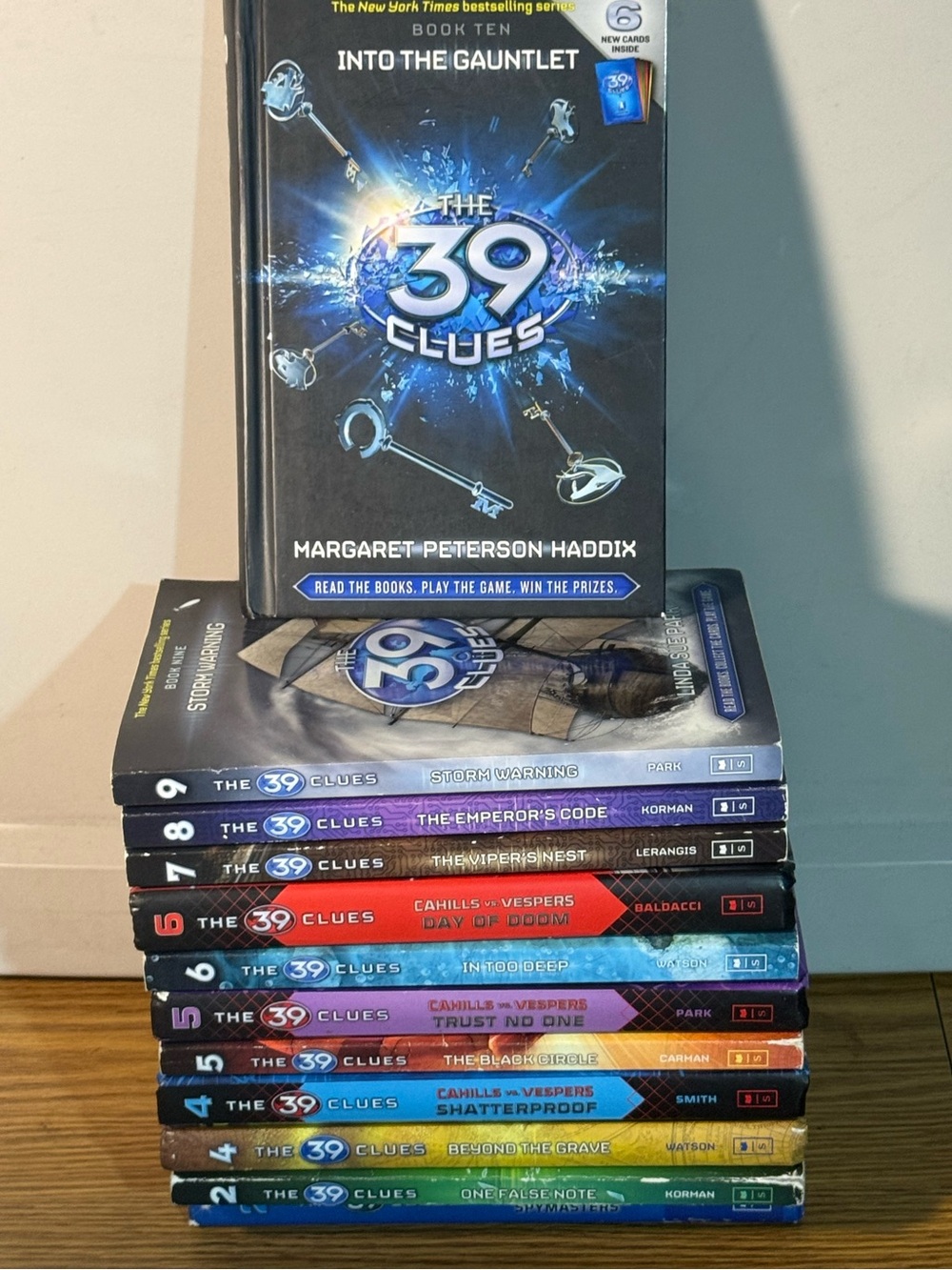 The 39 Clues 12 book lot